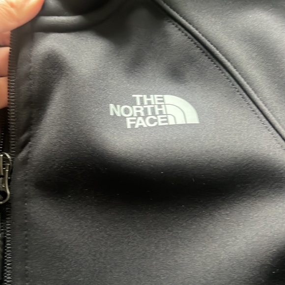 Women’s fleece lined north face jacket. “Windfall” jacket - Picture 2 of 3